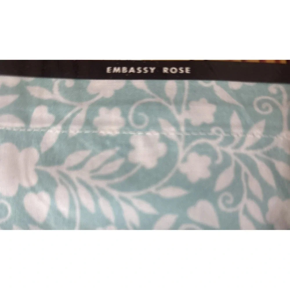 Vtg Set of 2 Cannon Standard Pillowcases Blue Embassy Rose Cotton Royal Family